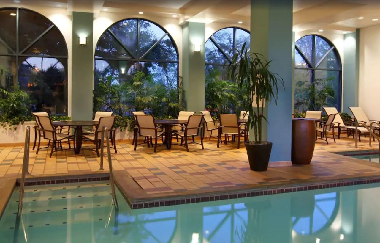 Sheraton Suites Columbus Worthington エクステリア 写真