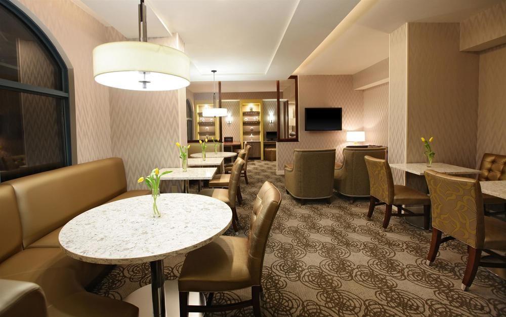 Sheraton Suites Columbus Worthington エクステリア 写真