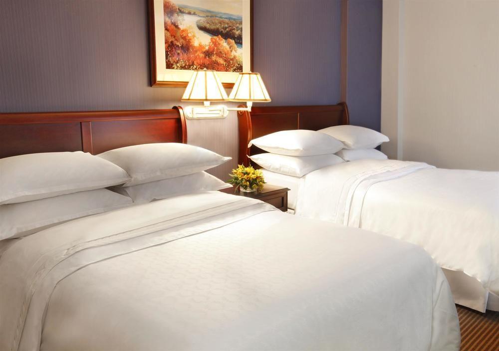 Sheraton Suites Columbus Worthington エクステリア 写真
