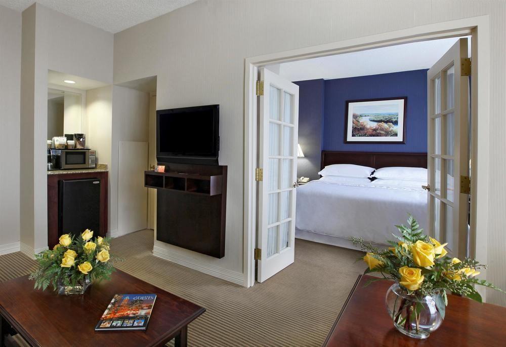 Sheraton Suites Columbus Worthington エクステリア 写真