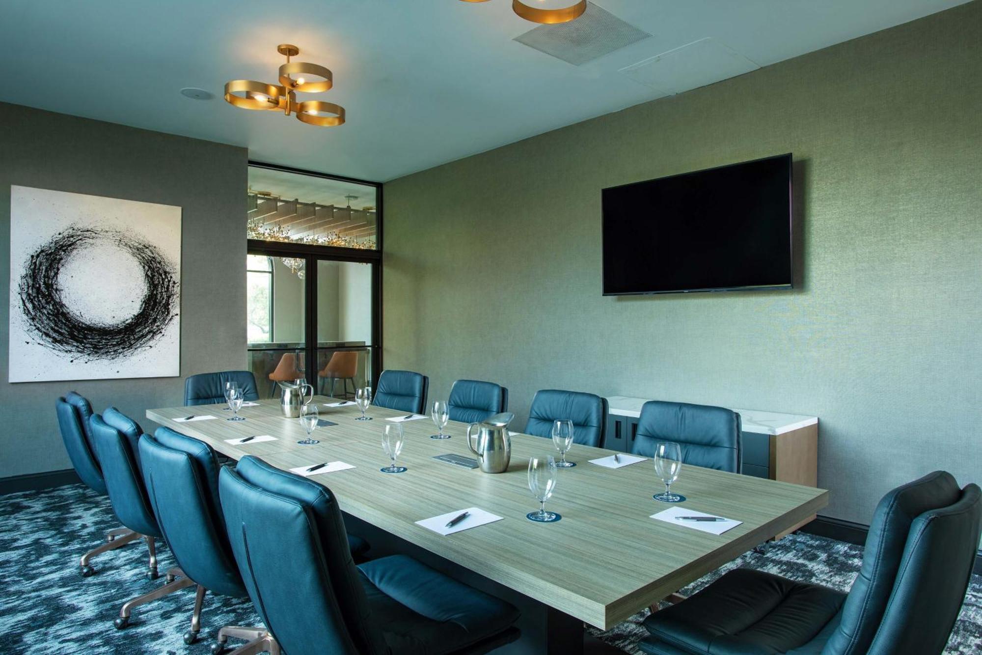 Sheraton Suites Columbus Worthington エクステリア 写真