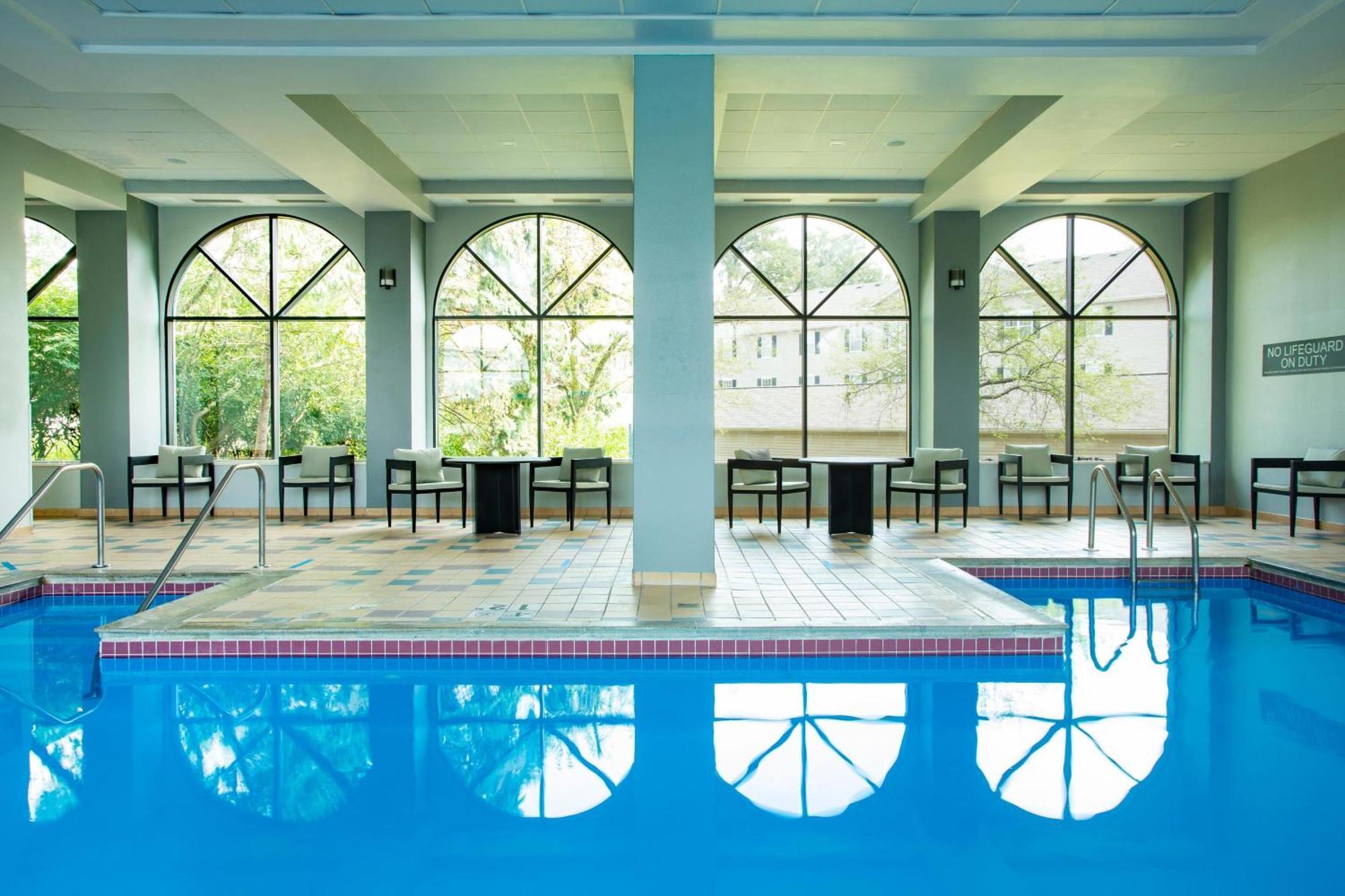 Sheraton Suites Columbus Worthington エクステリア 写真