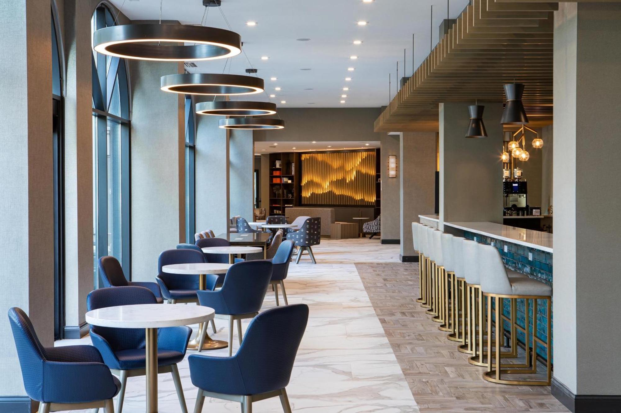 Sheraton Suites Columbus Worthington エクステリア 写真